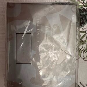 Mary Kay Set of 3 Mini Perfumes. Journey Belana and Elige